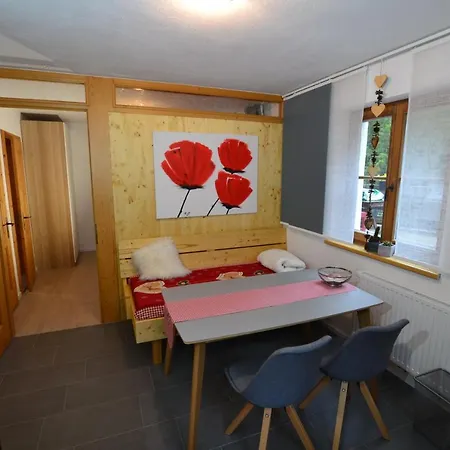 Ferienwohnung Stubaier Herzblut Apartment *